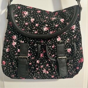 Olsenboye Floral Crossbody Bag. Cordarory material with adjustable strap.